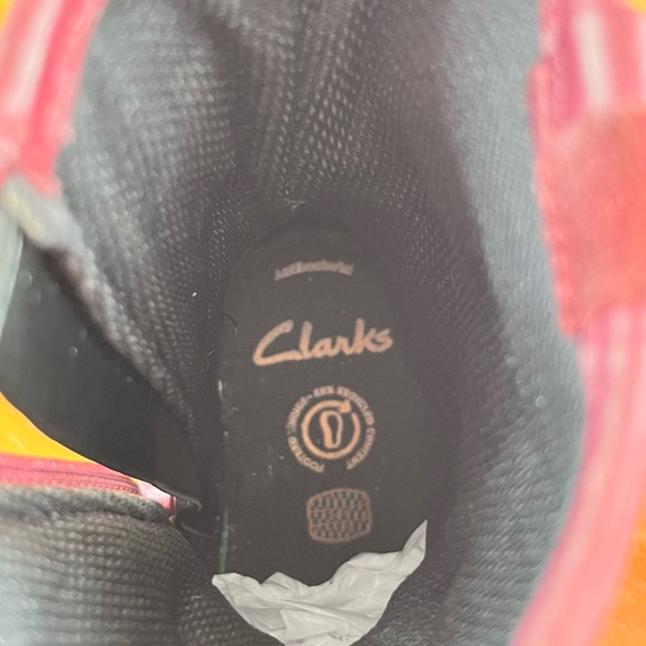 Clarks Comet Pop Leather Toddler Boots - Picture 11 of 12